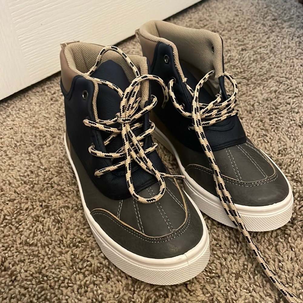 Boys Oomphies Sneaker Boots NWOT